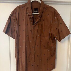 Prana Short Sleeve Button Down - Brown w/ Clamp-on designs - XL